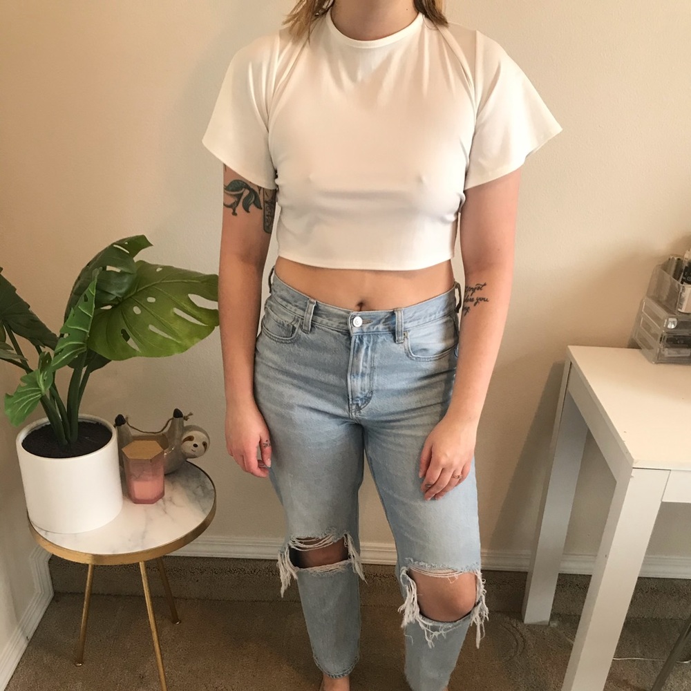 Backless white top